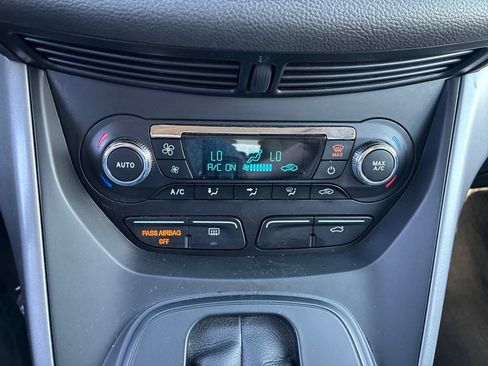 Used 2015 Ford Escape SE w/ Equipment Group 201A AWD/4WD image 20