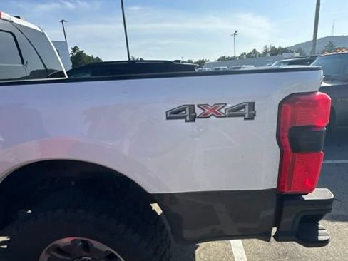 Used 2024 Ford F250 King Ranch AWD/4WD image 22