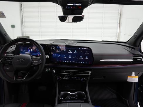 New 2026 Chevrolet Traverse RS w/ LPO, Floor Liner Package image 45