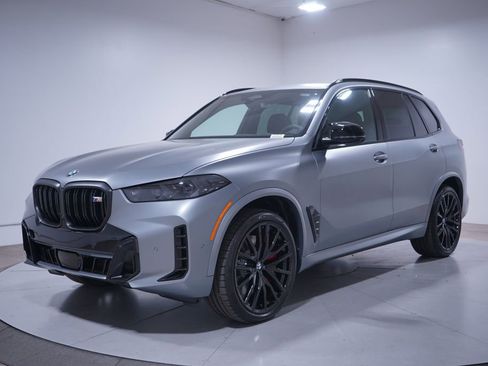 New 2026 BMW X5 M60i image 1