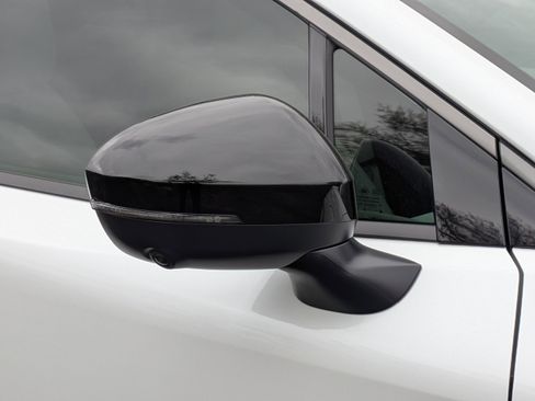 New 2026 Nissan Leaf Platinum+ image 12