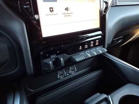 New 2026 RAM 2500 Big Horn AWD/4WD image 25