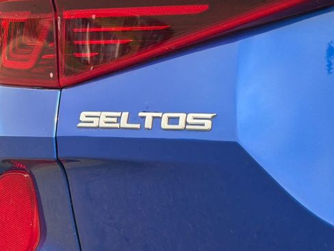 Used 2023 Kia Seltos EX AWD/4WD image 33
