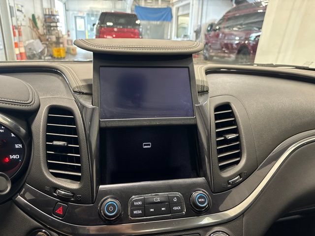 Used 2018 Chevrolet Impala LT w/ LT Convenience Package FWD image 22