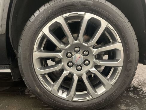 Used 2023 GMC Acadia Denali w/ Denali Ultimate Package image 26