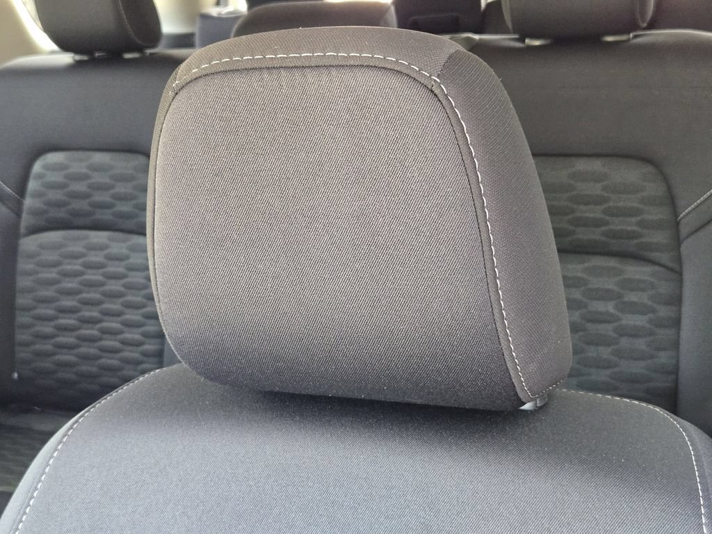 Used 2024 Nissan Pathfinder SV FWD image 19
