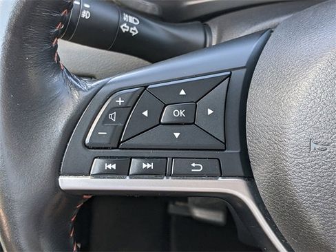 Used 2021 Nissan Sentra SR w/ SR Premium Package image 19