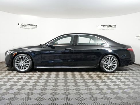 Certified 2022 Mercedes-Benz S 500 4MATIC image 2