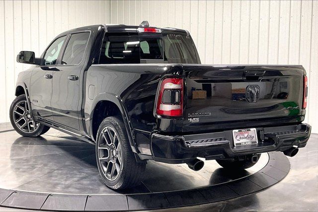 Used 2019 RAM 1500 Laramie AWD/4WD image 12