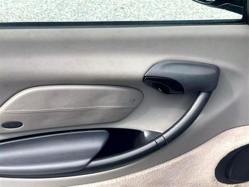 Used 1999 Porsche Boxster image 9