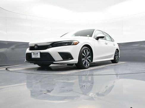 Certified 2024 Honda Civic EX image 24