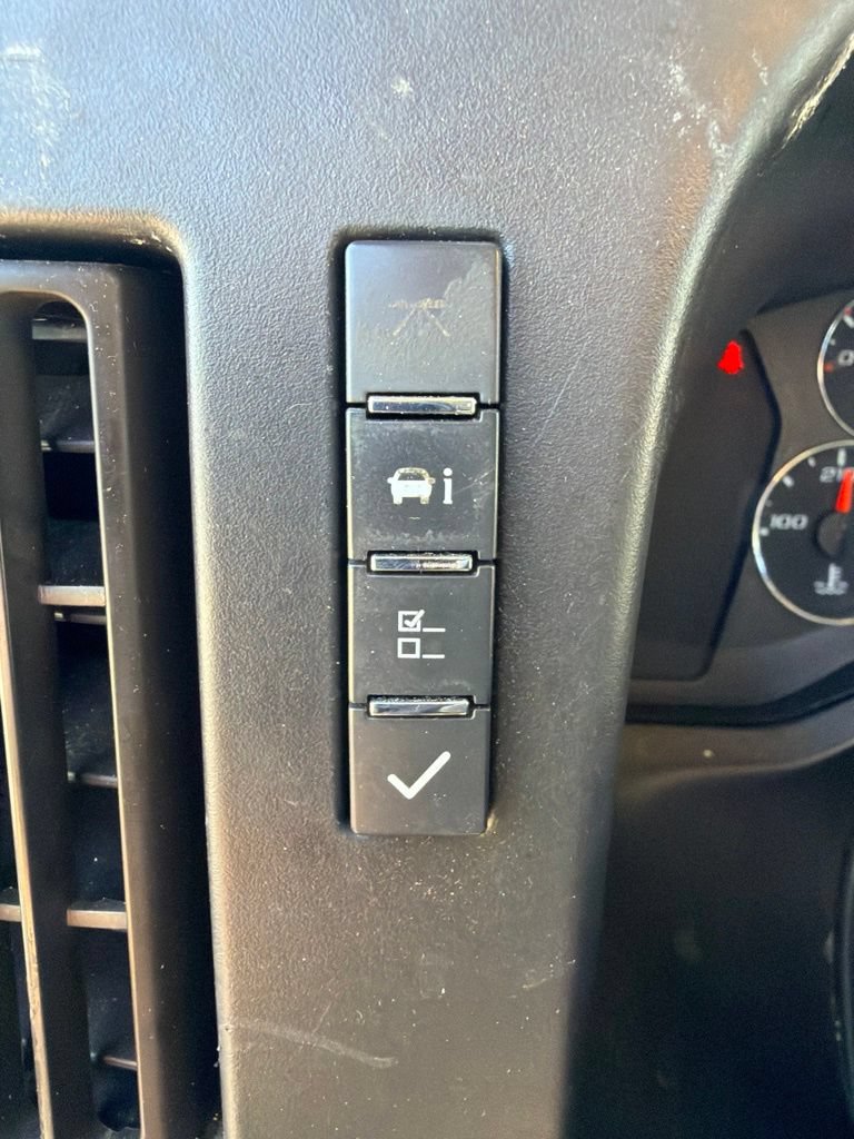 Used 2022 Chevrolet Express 2500 w/ Driver Convenience Package RWD image 19