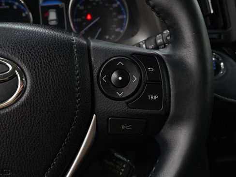 Used 2018 Toyota RAV4 Platinum AWD/4WD image 26