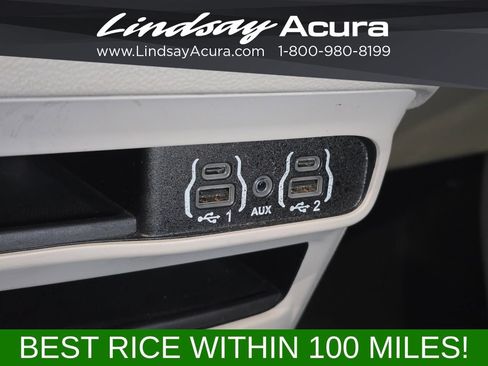 Used 2023 Chrysler Voyager LX FWD image 20