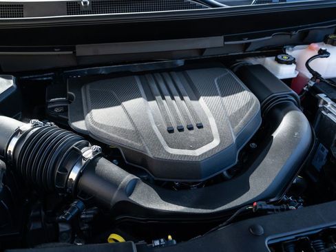 New 2026 Chevrolet Traverse LT image 42