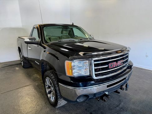 Used 2012 GMC Sierra 1500 SLE w/ Chrome Essentials Package AWD/4WD image 4