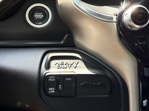Used 2024 RAM 2500 Laramie AWD/4WD image 23