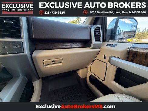 Used 2019 Ford F150 Lariat image 29