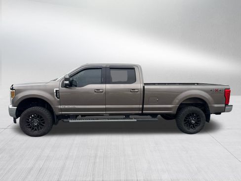 Used 2019 Ford F350 Lariat w/ Lariat Value Package image 6