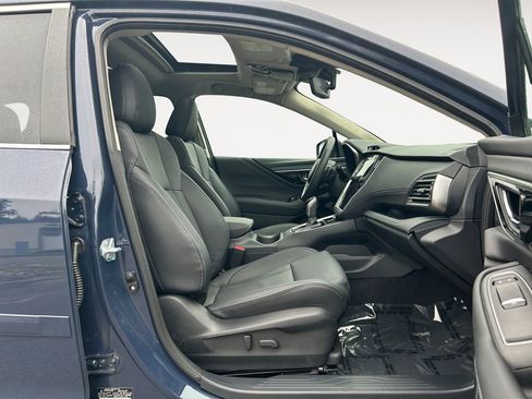 Used 2025 Subaru Outback Limited image 10