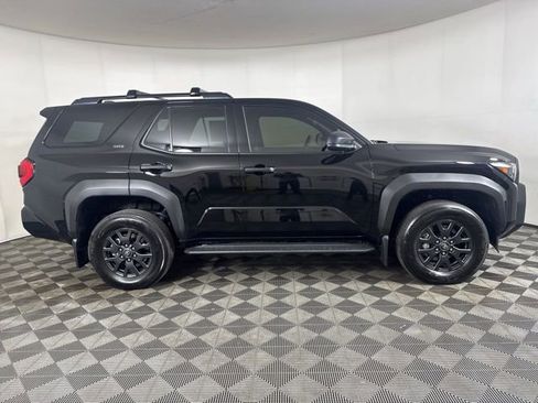 Used 2025 Toyota 4Runner SR5 AWD/4WD image 2