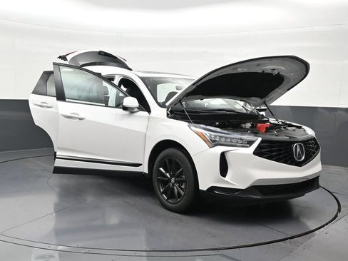 Used 2025 Acura RDX SH-AWD image 34