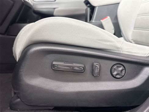 Used 2017 Honda CR-V EX image 27