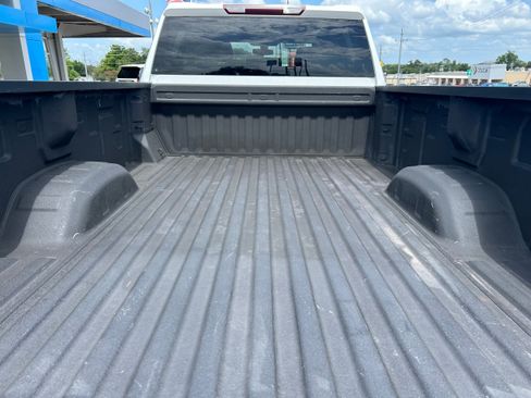 Used 2021 Chevrolet Silverado 2500 W/T w/ WT Convenience Package RWD image 8