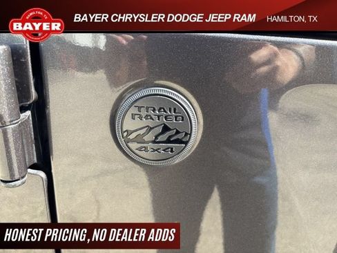 Used 2024 Jeep Wrangler Unlimited Sport AWD/4WD image 9