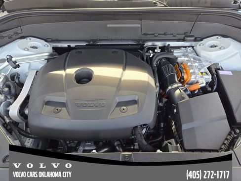 New 2026 Volvo XC90 T8 Ultra w/ Protection Package Premier image 31