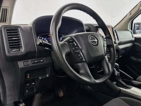 Used 2023 Nissan Frontier S w/ Technology Package AWD/4WD image 21