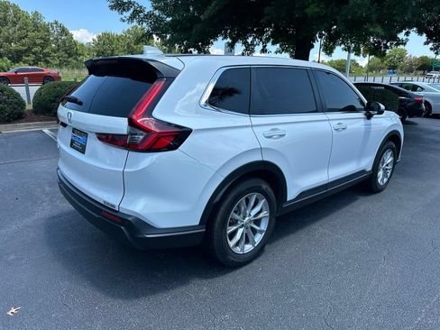 Used 2024 Honda CR-V EX-L image 3