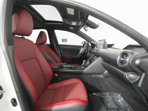 Certified 2025 Lexus IS 350 F Sport RWD image 19