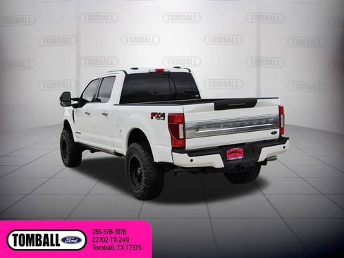 Used 2022 Ford F250 Platinum w/ FX4 Off-Road Package AWD/4WD image 5