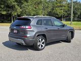 Used 2021 Jeep Cherokee Limited image 5