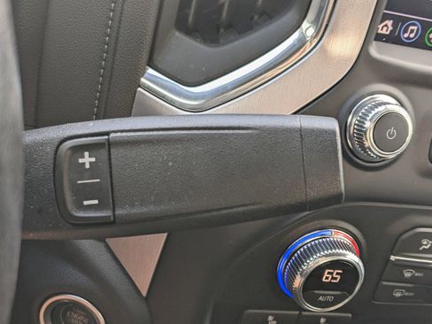 Used 2021 GMC Sierra 1500 SLE image 25