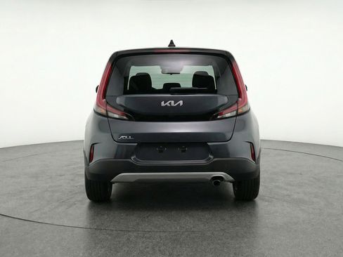 Used 2025 Kia Soul LX w/ LX Technology Package image 7
