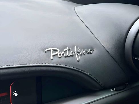 Used 2020 Ferrari Portofino RWD image 38