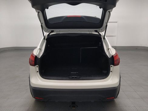 Used 2018 Nissan Rogue Sport SL w/ SL Premium Package FWD image 29
