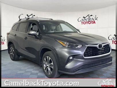 Used 2025 Toyota Highlander XLE