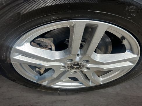 Used 2022 Mercedes-Benz GLA 250 4MATIC w/ Premium Package Lite image 18