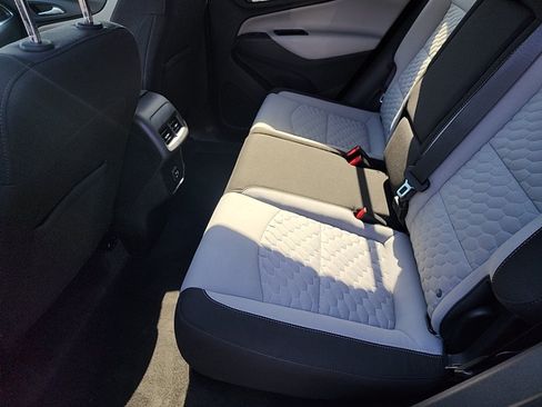 Used 2020 Chevrolet Equinox LS w/ LS Convenience Package FWD image 30