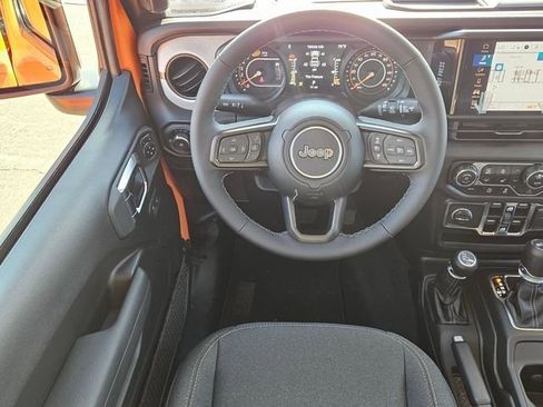 Certified 2025 Jeep Wrangler Unlimited Sport image 11
