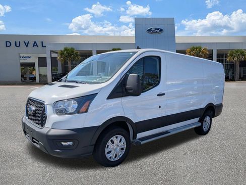 Used 2024 Ford Transit 250 BASE w/ Exterior Upgrade Package image 8