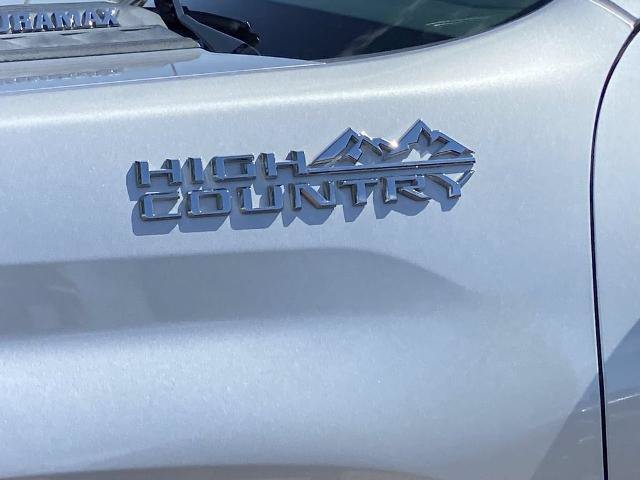 Used 2023 Chevrolet Silverado 2500 High Country AWD/4WD image 28