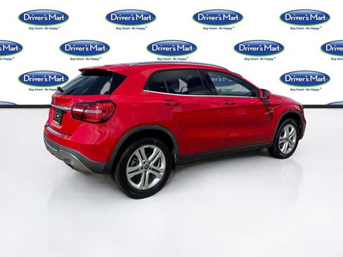 Used 2020 Mercedes-Benz GLA 250 w/ Premium Package image 7
