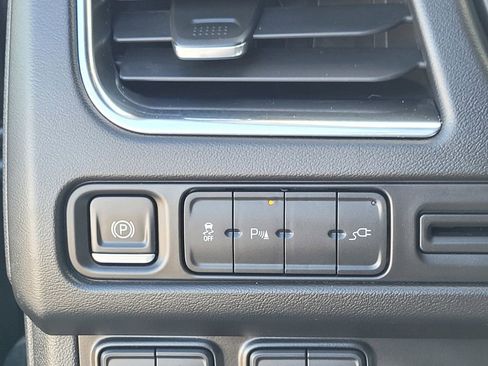 Used 2021 Chevrolet Tahoe RST image 26