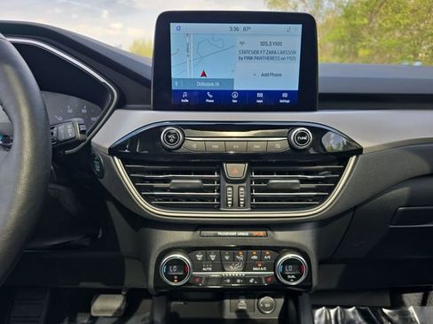 Certified 2021 Ford Escape SE w/ SE Sport Appearance Package AWD/4WD image 13