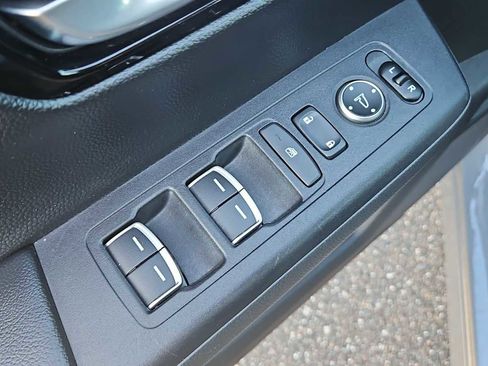 Used 2023 Honda CR-V EX-L image 15