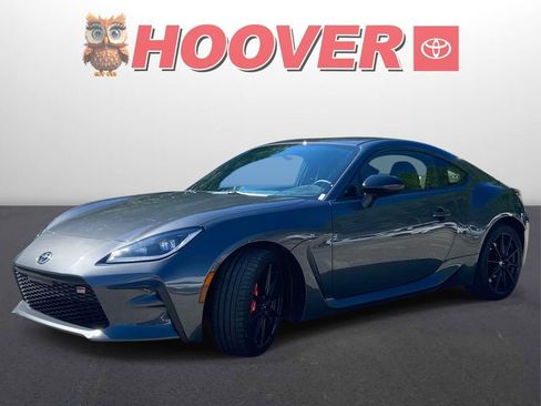 Used 2025 Toyota GR86 Premium w/ Performance Package RWD image 5
